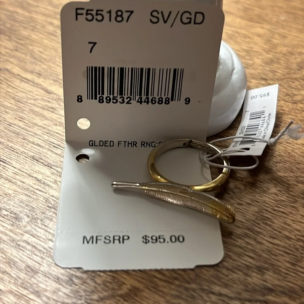 NWT Coach Feather Ring